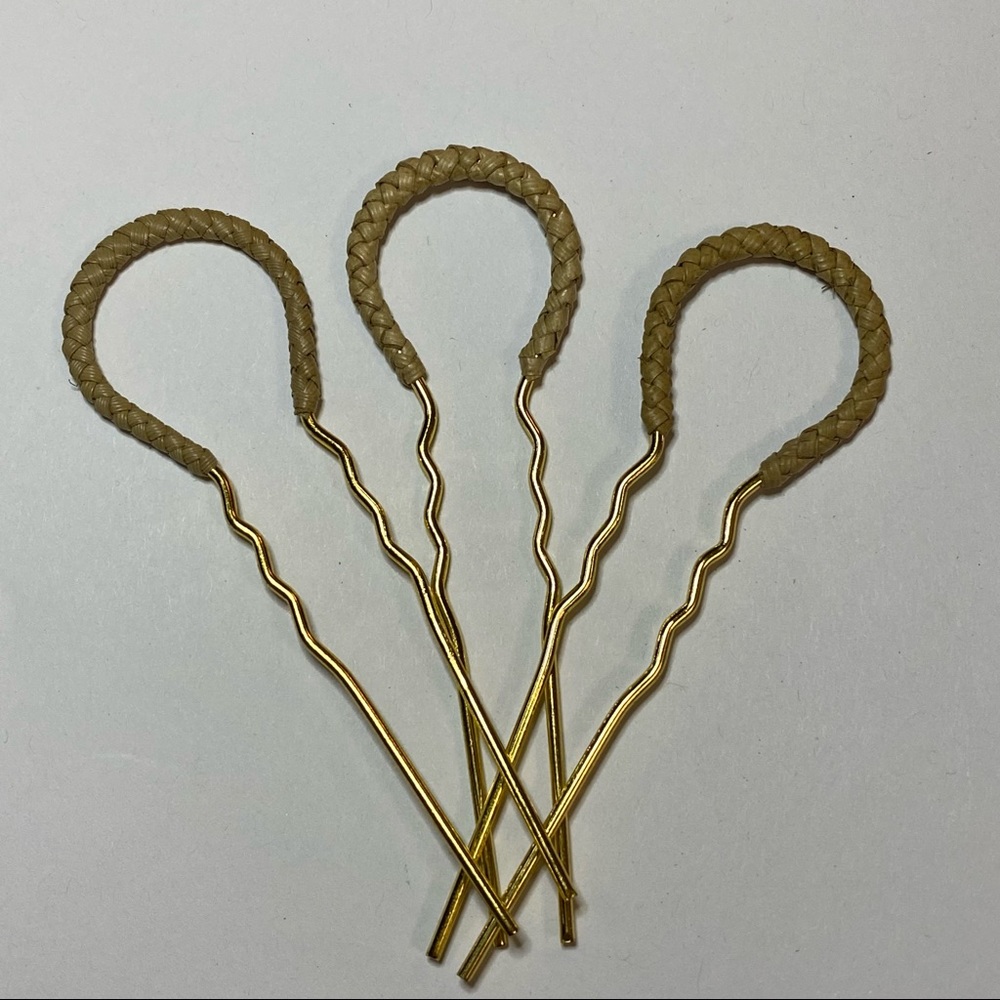 Lauhala Woven Hair Pick